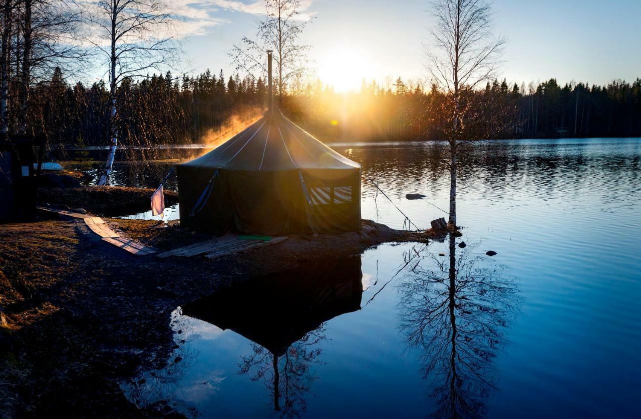 Revontuli Resort Glass Igloos Hankasalmi Exterior photo